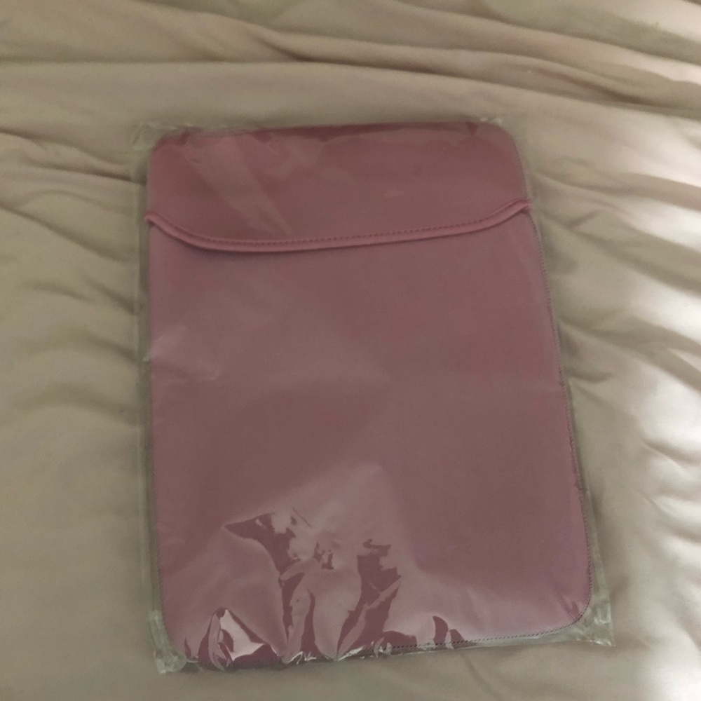 Pink macbook sleeve